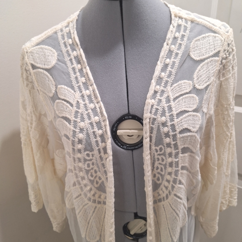 Rebellion Off White/Cream Lace Long Vest or Blazer Size Large
